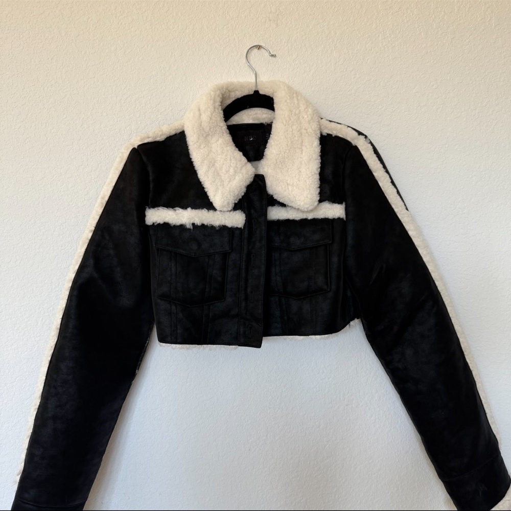 Nbd Black Shearling Cropped Jacket - image 4
